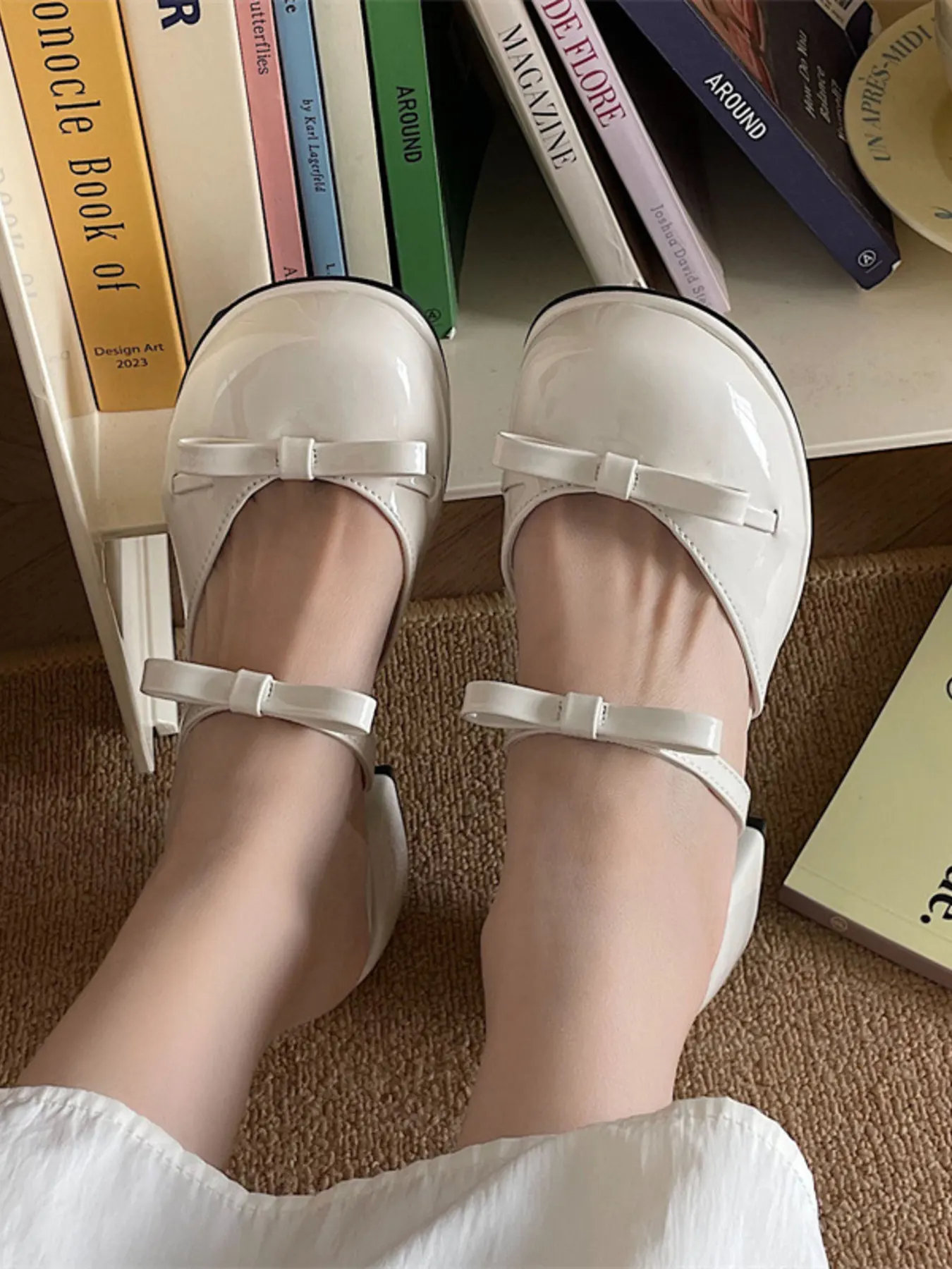 Bow Round Toe Block Heel Sandals